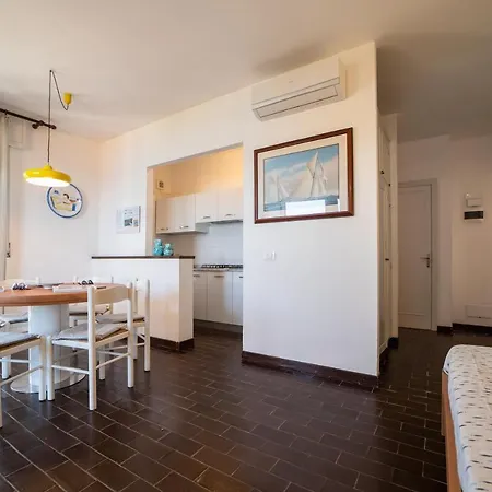 Capobianco Apartmanhotel 3*
