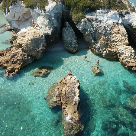 Capobianco Aparthotel 3*