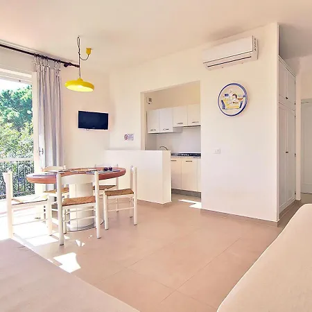 Capobianco Apartahotel