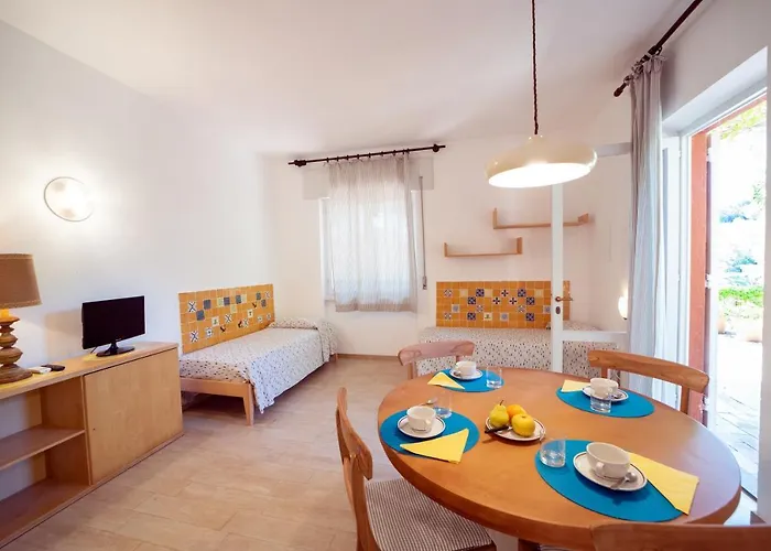 Capobianco 3* Портоферрайо